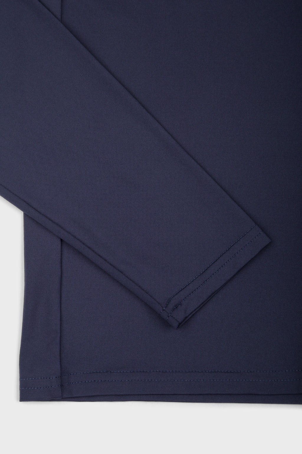 Mannin UPF Crewneck